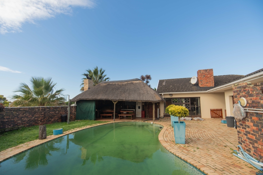 4 Bedroom Property for Sale in Fernglen Eastern Cape